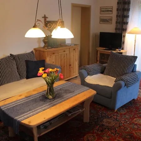 Daire Ferienwohnung Buchenhohe